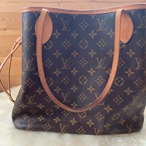 Louis Vuitton in great condition